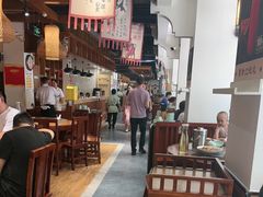 -六合居·明厨亮灶餐厅(成双大道店)