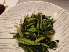 -东方明珠老上海8号餐厅