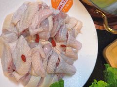 -得意咚瓜·顺德鱼生·冬瓜火锅(深圳首店)