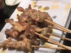 -威记烧嘢·南宁烧烤·超级生牛(绿地店)