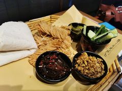 -丁里羊肉小镇(天鹅湖总店)