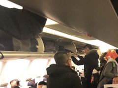 -中国联合航空