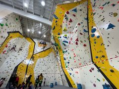 -问山MountQuest攀岩馆