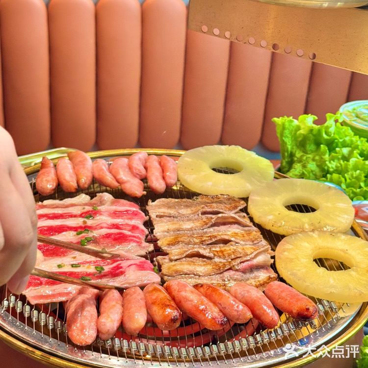 西塔老太太烤肉都是绝佳的选择。强烈推荐给各位烤肉爱好者！