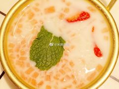 老街冰汤圆-贤合庄卤味火锅(时代广场店)