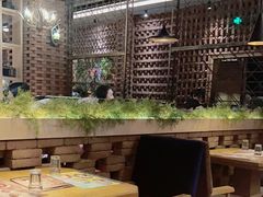 -绿茵小镇中西餐厅(五岭店)