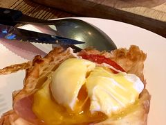 -Common Table · Brunch & Coffee