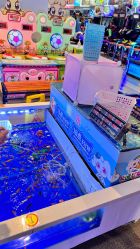 -卡通尼乐园(荟聚中心店)