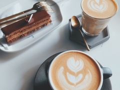 -UNI UNI(环亚凯瑟琳店)