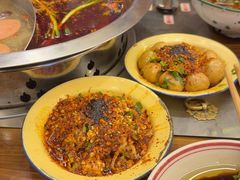 -拈签一笑黄牛肉辣卤串串