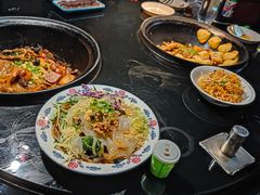 -鱼窝棚柴火铁锅炖(富山屯店)