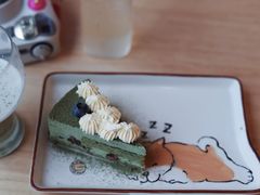 抹茶蛋糕-豆柴町-柴犬主题狗咖(红鼎国际C座店)
