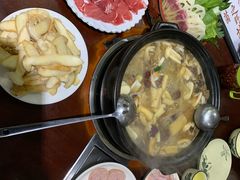 -菌之家·专业纯野生菌火锅·特色炒菌