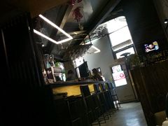 -HIHE Bistro·Oyster Bar(华熙live店)