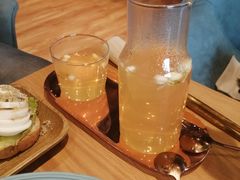 -ZING COFFEE 镜咖啡