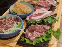 -明洞阿姨·韩式酱蟹烤肉·创意料理(三元桥店)