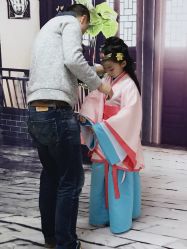 点击看大图 -后宫·古装汉服京剧儿童亲子全家福摄影