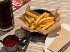 -必胜客(绿地新都会店)