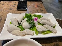 竹荪酿虾滑-小龙坎老火锅(北京三里屯店)