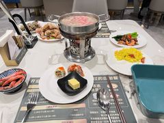 -金马门国际美食百汇(珞喻路店)