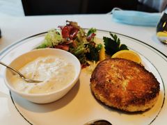 招牌蟹肉饼-Wolfgang’s Steakhouse 沃夫冈牛排馆(上海白玉兰广场店)