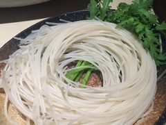 -余欢领鲜火锅(新街口店)