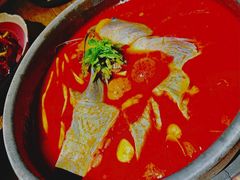 酸汤鱼-毛辣果·酸