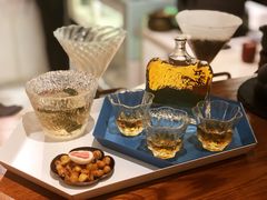 手冲茶-茶是一枝花泡茶店