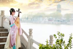 -九月鹰飞汉服摄影工作室