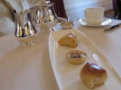 -Salon de Ville浦江汇(上海外滩华尔道夫酒店店)