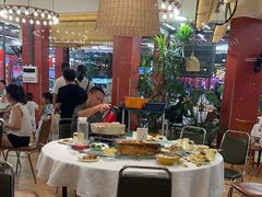 -刘姐啤酒鱼民族演艺餐厅(西街总店)