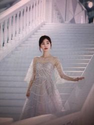 -LA GRACE高端婚纱礼服定制馆