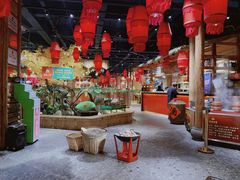 大堂-老滇山寨•云南特色菜•地方菜•民族风情歌舞表演(金碧店)