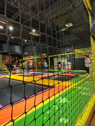 -蹦蹦跳跳(新奥购物中心店)