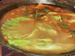 -霄汉牛三鲜湖北砂锅菜(万松园2店)