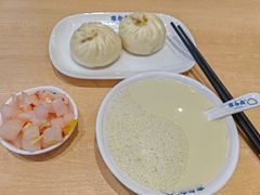 -李与白包子铺(桐梓林店)