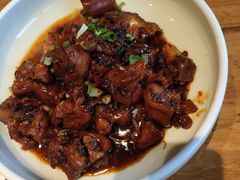 乡里盐菜烧猪脚-渔乡米香·剁椒鱼头(四方坪店)
