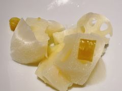 泡椒拌水果藕-荣轩(新荣记环球金融中心店)