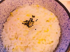 半碗大米饭-鸣记脆皮烤鱼·海鲜烤鱼(三八广场店)