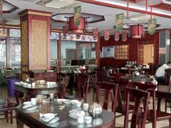 大堂-邢家锅贴老店·非遗·开封菜(金明广场店)