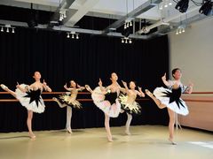 -小天使芭蕾舞团