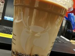 陨石拿铁-瑞幸咖啡(宝华国际广场店)