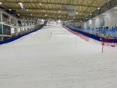 -乔波室内滑雪场
