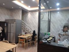 -白翔甜食店