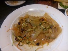 -靠山屯东北农家菜(八龙桥雅苑店)