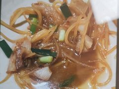 -聚鑫朋酸菜肥肠(文艺路口店)