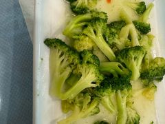 -马尔龙新疆饭店·清真(瑞景店)