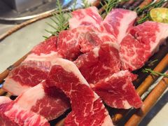 -草家酱蟹炭火烤肉店(珲春南路一店)