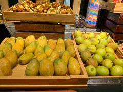 -蓝钻·国际美食海鲜自助百汇(西直门店)