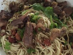 -阿阳牛腩腌面店